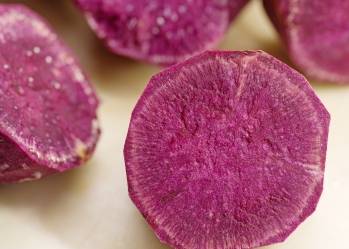 Prestigious and quality supplier of purple sweet potato powder for export